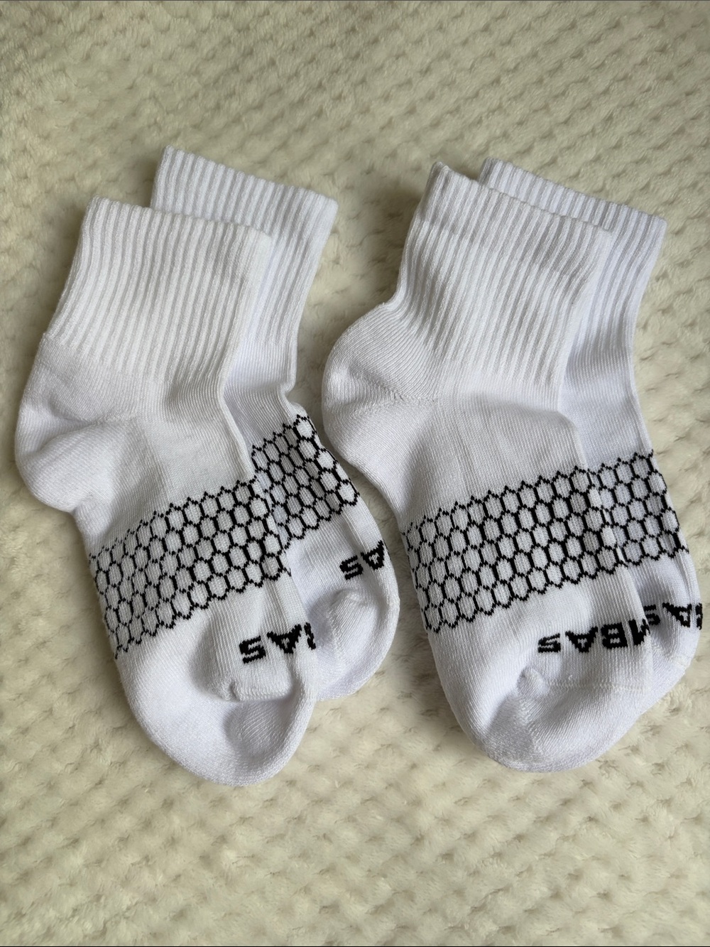NWOT Bombas Youth Solids Quarter Socks - 2 Pairs Size 12T-3Y